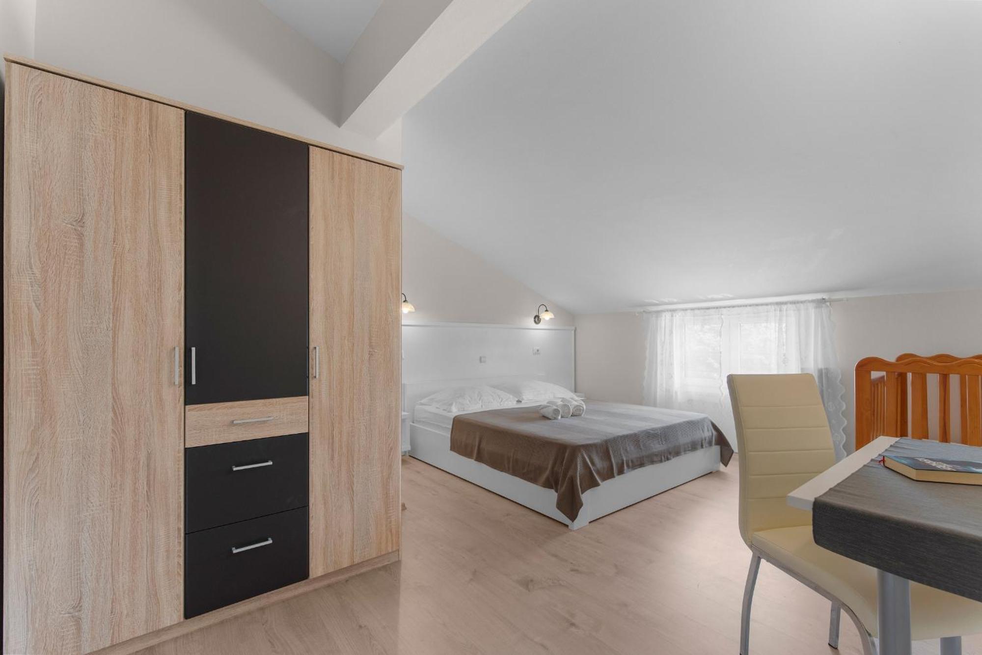Villa Hope - Apartments With Shared Pool Poreč Værelse billede