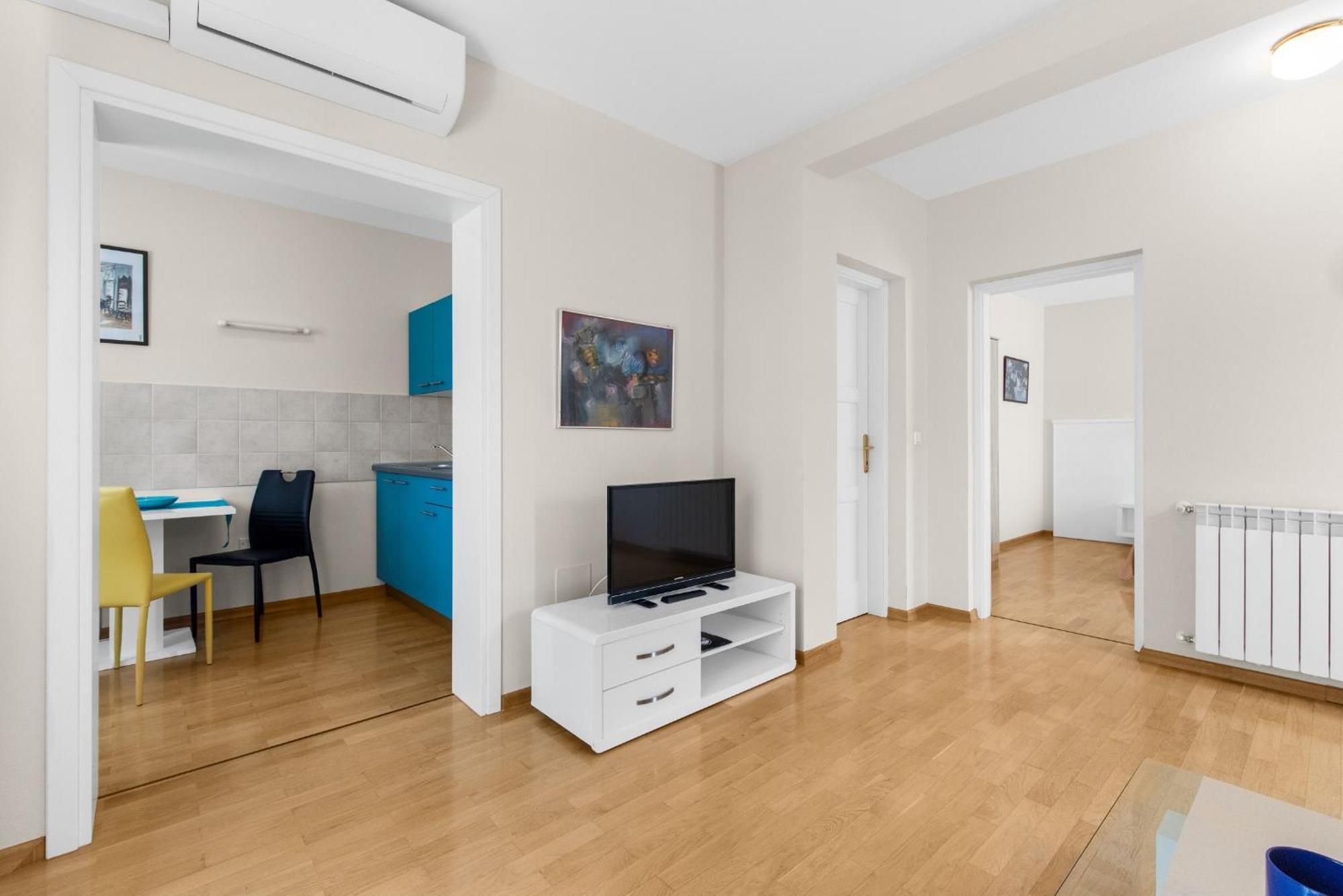 Villa Hope - Apartments With Shared Pool Poreč Værelse billede