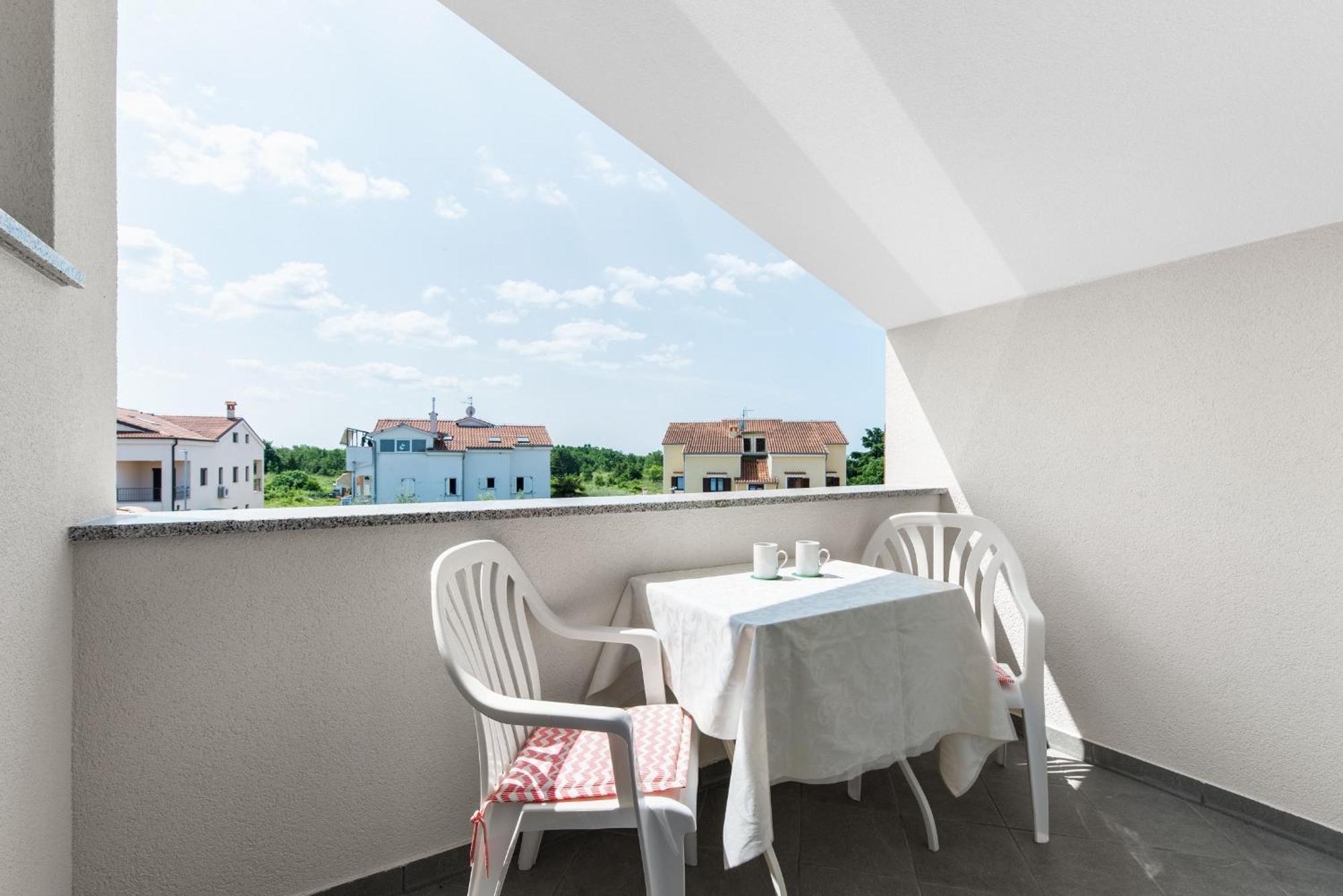 Villa Hope - Apartments With Shared Pool Poreč Værelse billede